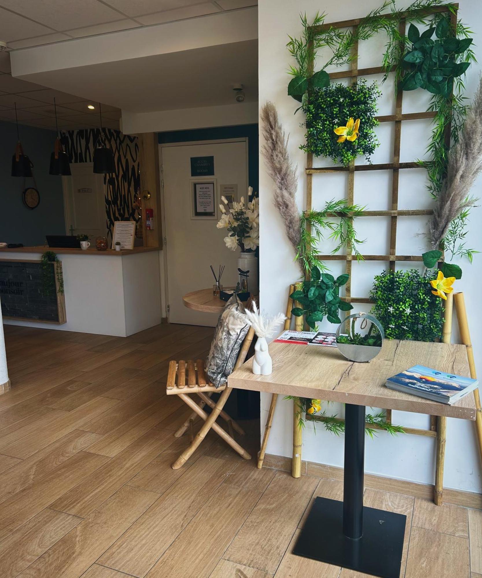 Beaujour & Bonsoir Hotel - Restaurant Villy-le-Pelloux エクステリア 写真