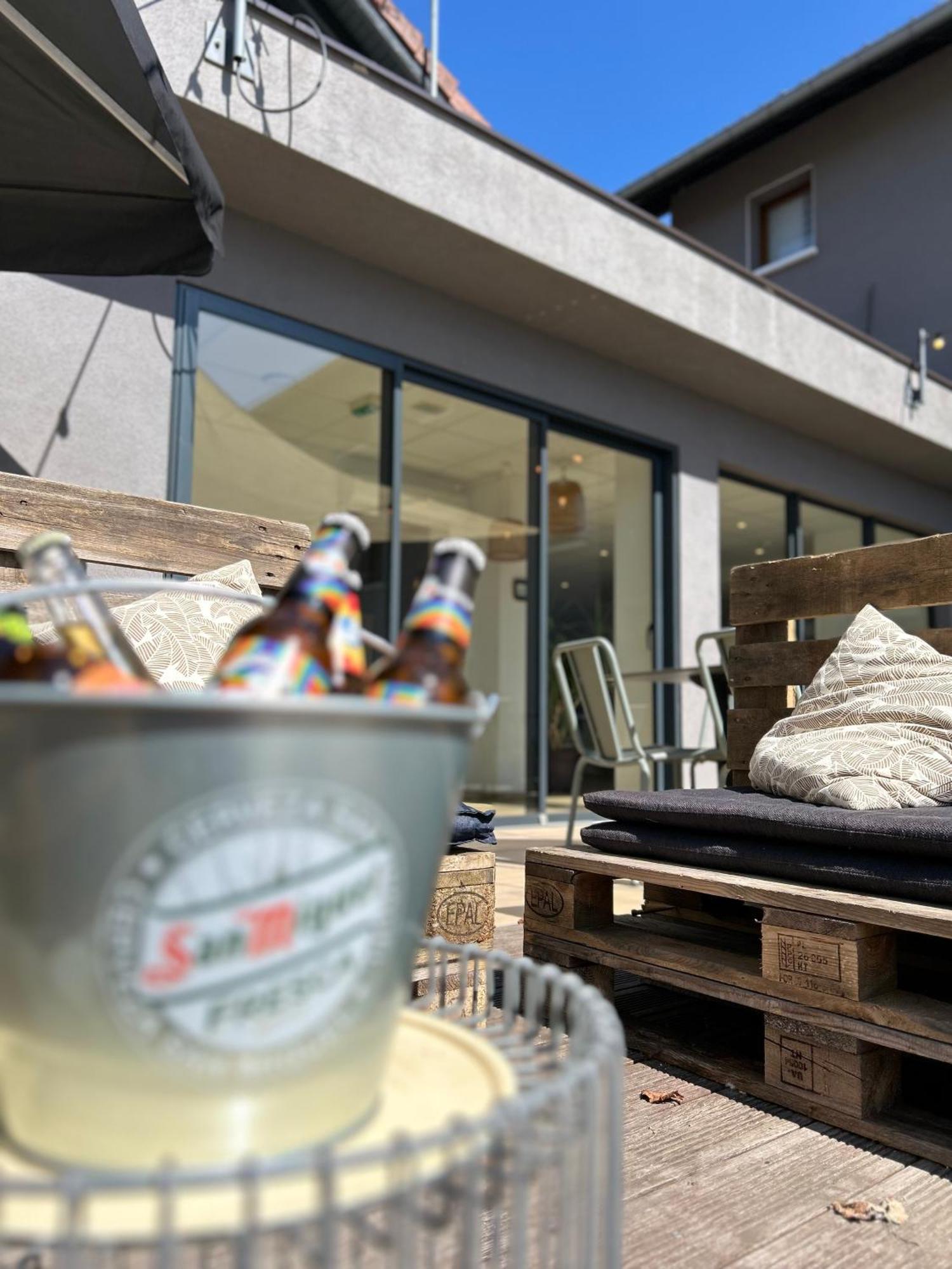 Beaujour & Bonsoir Hotel - Restaurant Villy-le-Pelloux エクステリア 写真