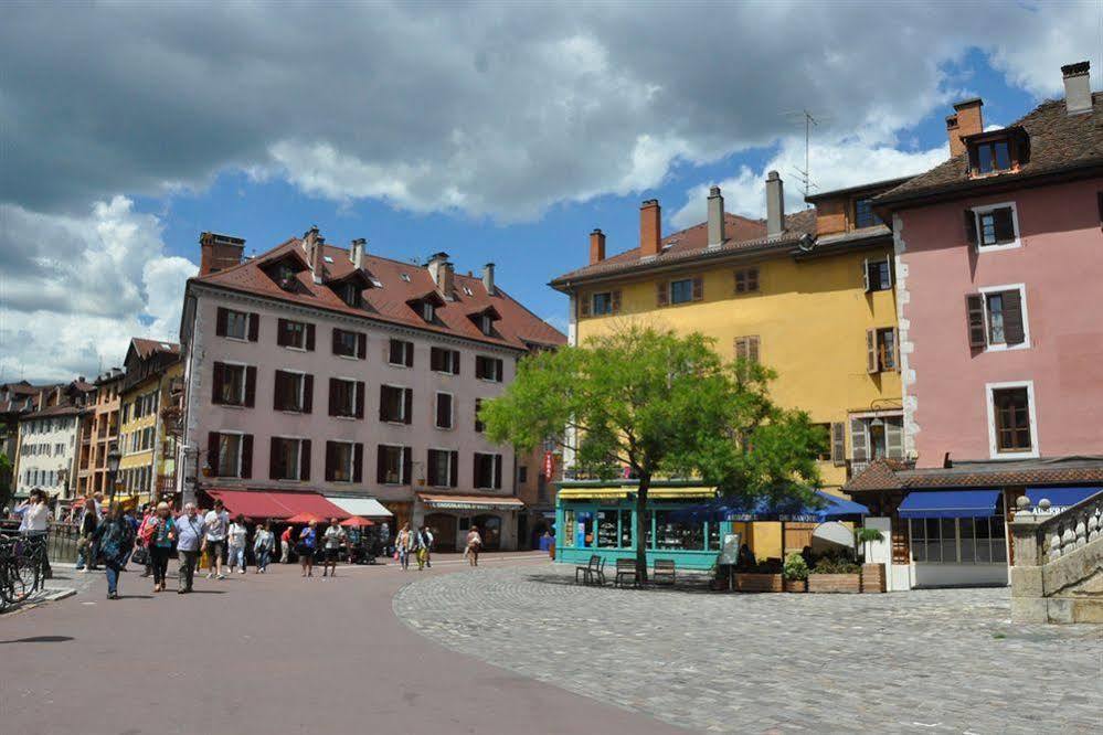 Beaujour & Bonsoir Hotel - Restaurant Villy-le-Pelloux エクステリア 写真
